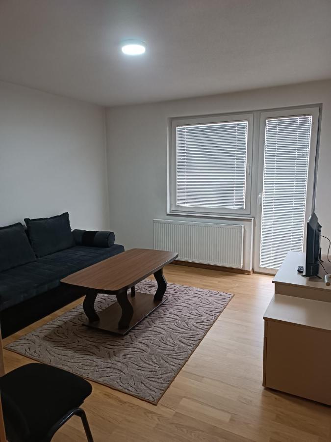 Hotel 2Bdr Apt With Balcony With View- Free Parking à Sarajevo Extérieur photo
