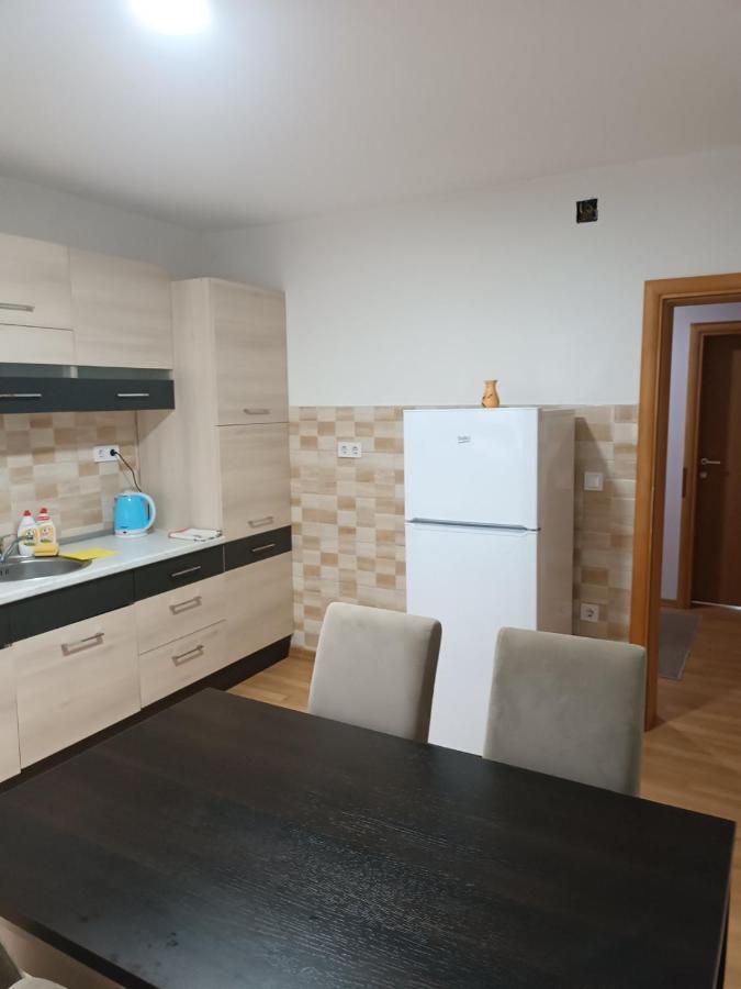 Hotel 2Bdr Apt With Balcony With View- Free Parking à Sarajevo Extérieur photo